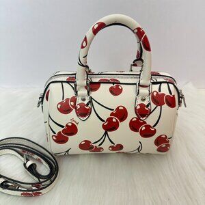 COACH 18 Cherry